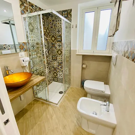 شقة Pindemonte باليرمو