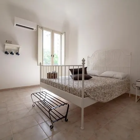 Pindemonte Apartment Palermo